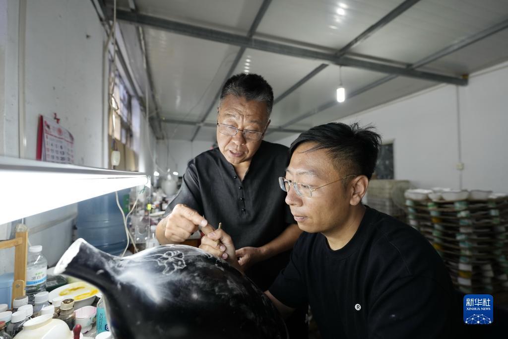千金棋牌游戏
